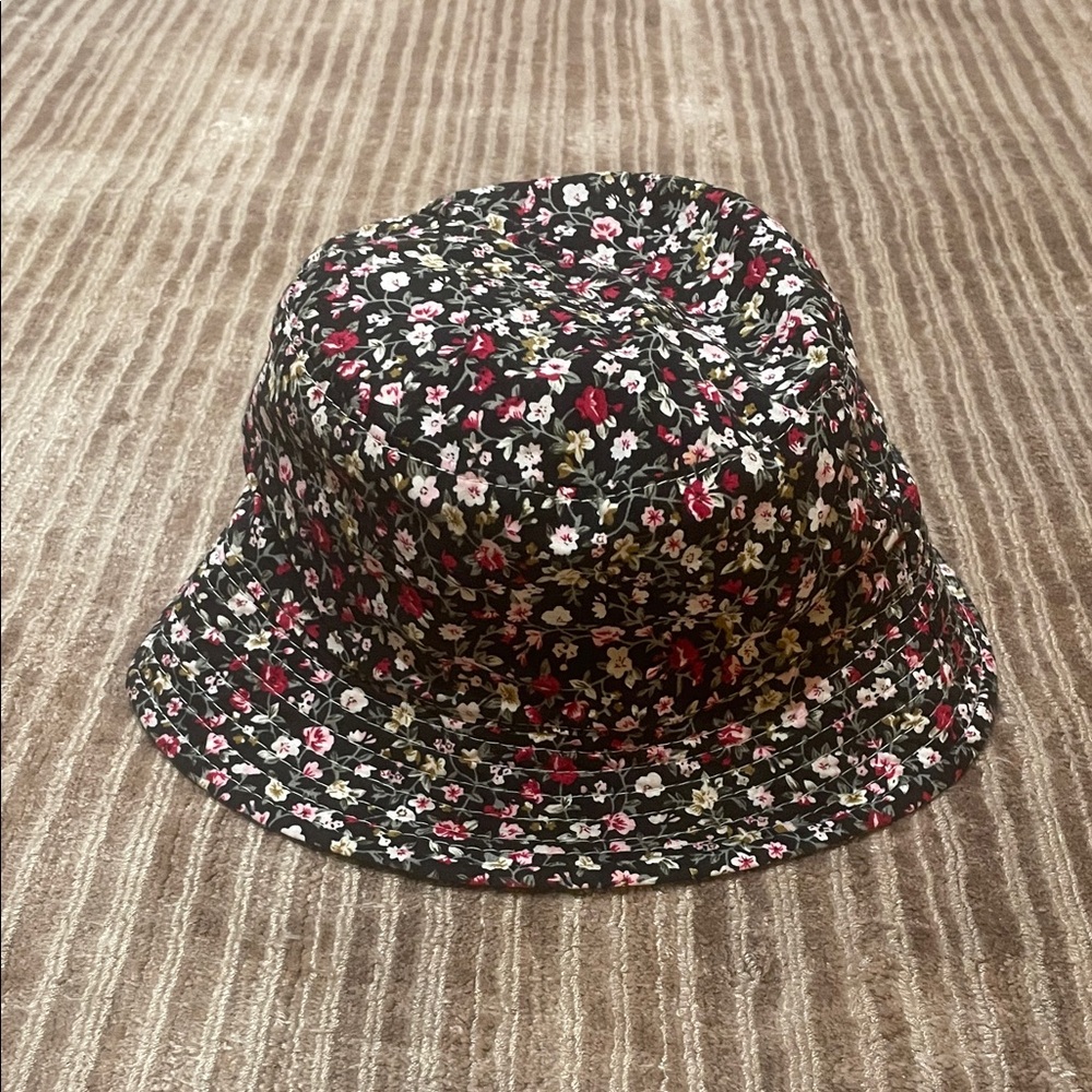 Girls' Pink & White Flower Bucket Hat Reversible